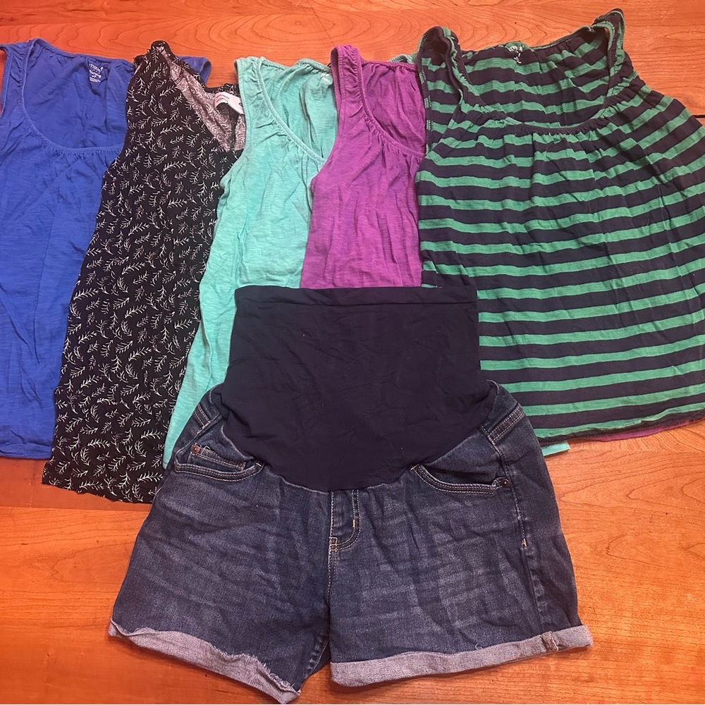 Five Maternity sleeveless Tops and a pair of shorts good condition size small
